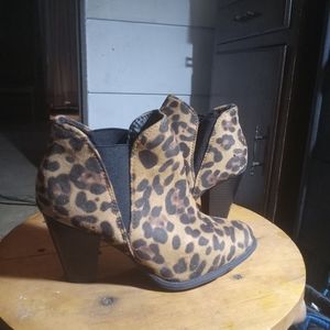 3" Leppard heel dress boots.